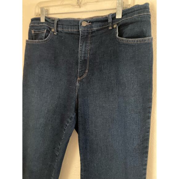 Gloria Vanderbilt Amanda Women's Cropped Dark Denim Jeans Size 14 - Picture 3 of 6
